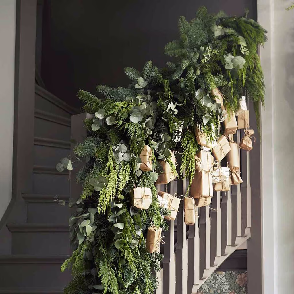 Adventspynt med planter 